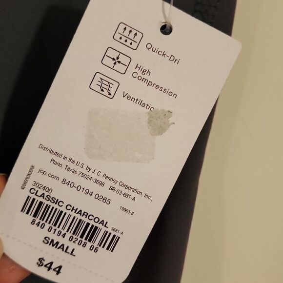 XERSION Workout Shorts in Black and Gray, Size Small - Picture 4 of 8